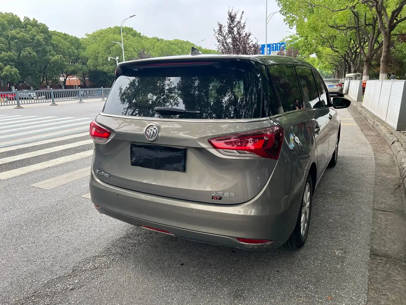 Buick GL6 2018 18T 6-Seater Luxury фото 7