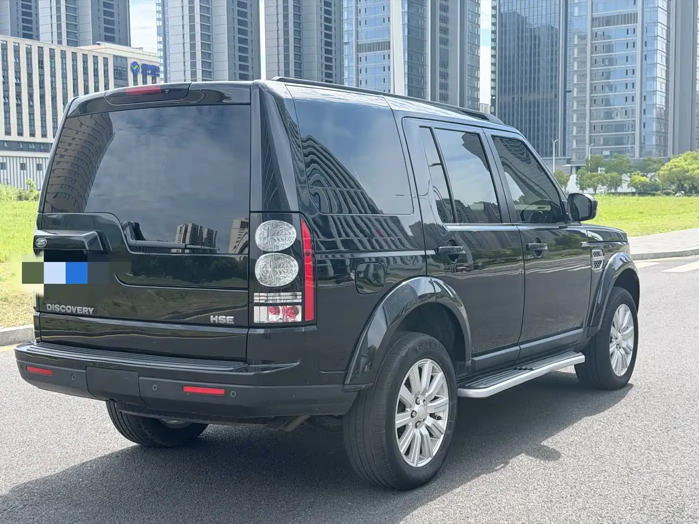 Land Rover Discovery 2015 3.0 SDV6 HSE Diesel фото 5