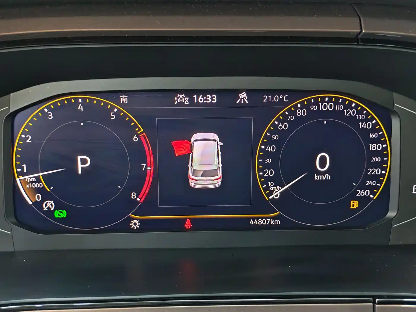Volkswagen Tharu 2022 280TSI FWD Flagship Edition фото 14