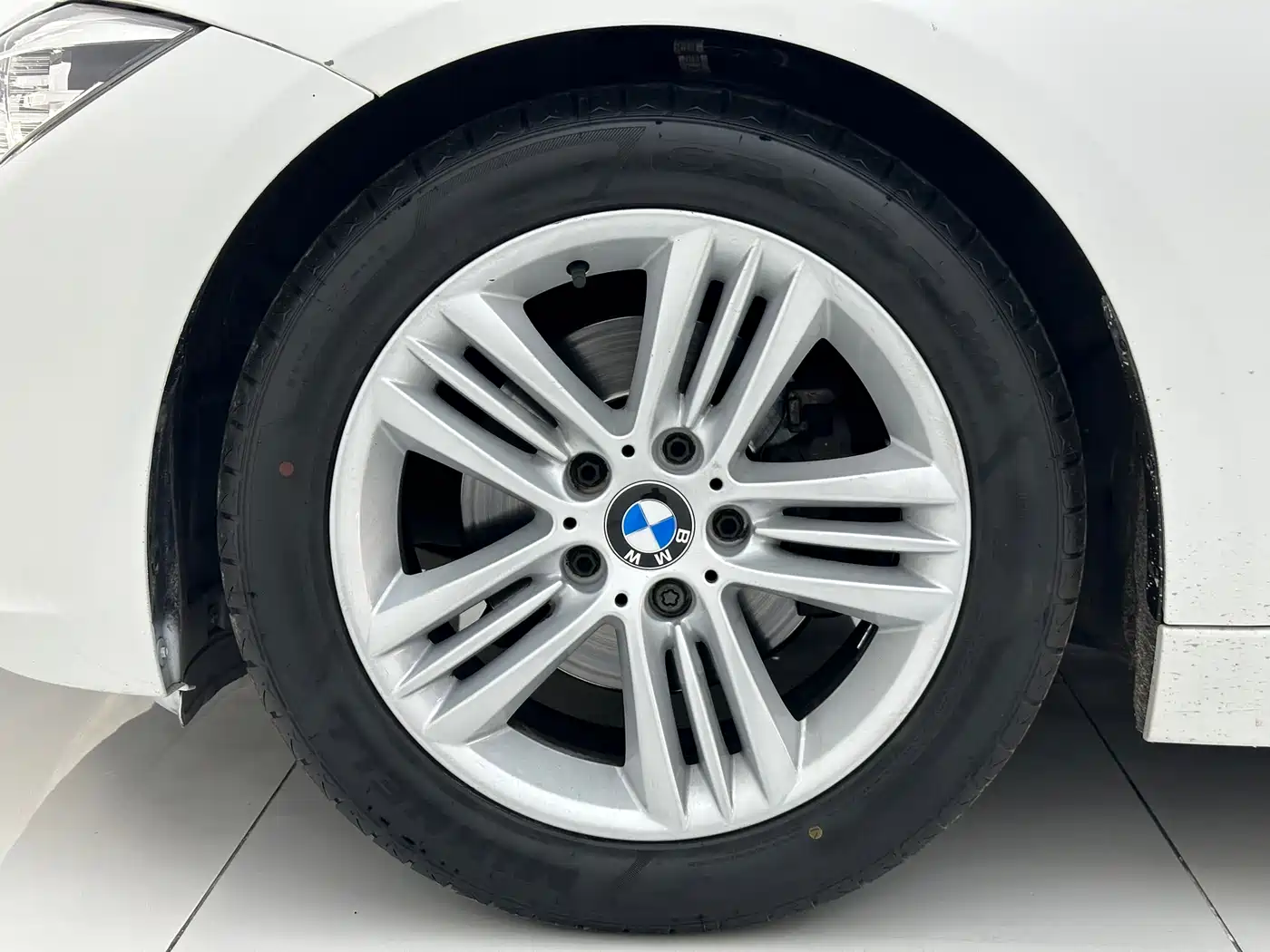 BMW 3 Series 2017 320Li Fashion фото 16
