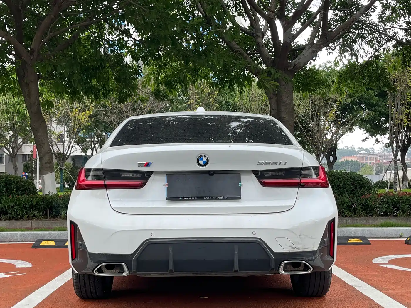 BMW 3 Series 2023 325Li M Sport Package фото 8
