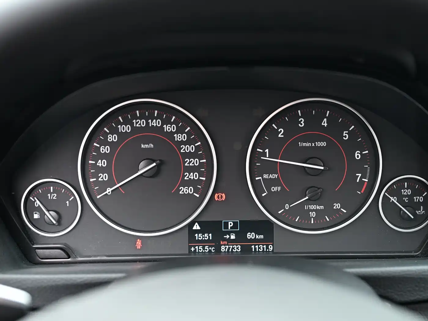 BMW 3 Series 2017 320i M Sport фото 11