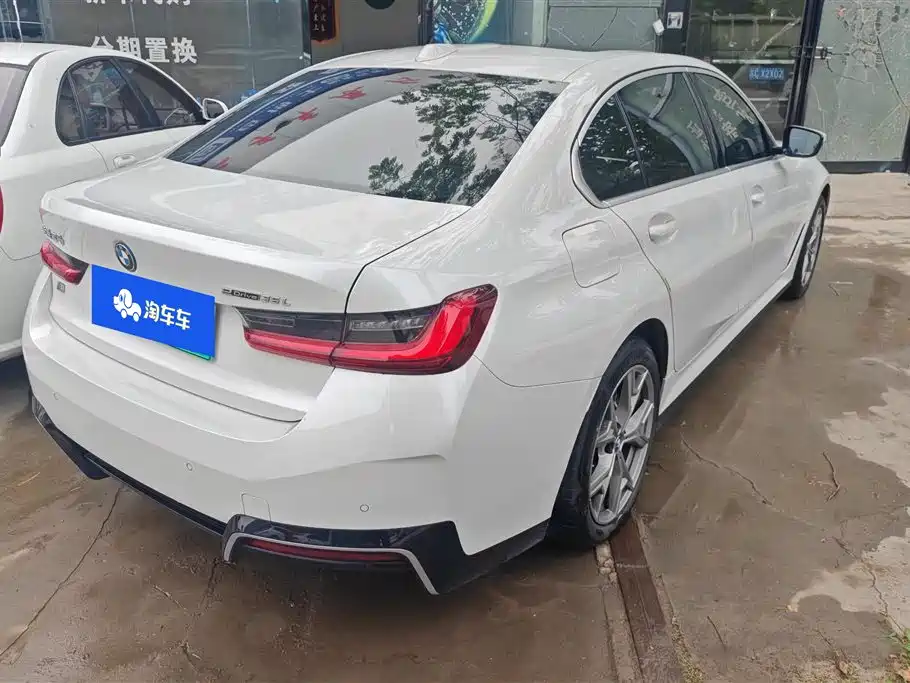 BMW i3 2024 eDrive 35 L фото 3
