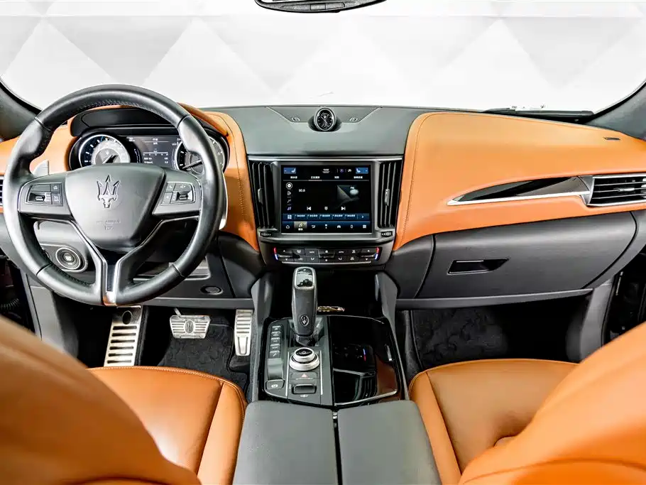 Photo 12 - Maserati Levante