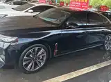 Фото 3 - Hongqi H9