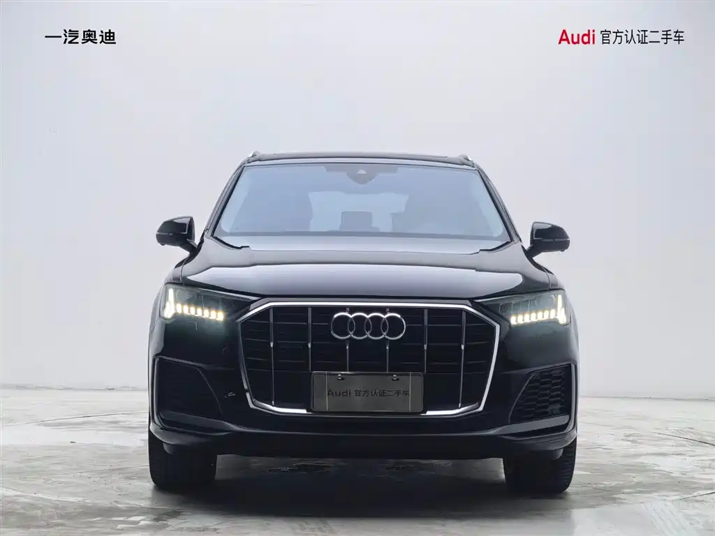 Audi Q7 2023 55 TFSI quattro S line Sport фото 2