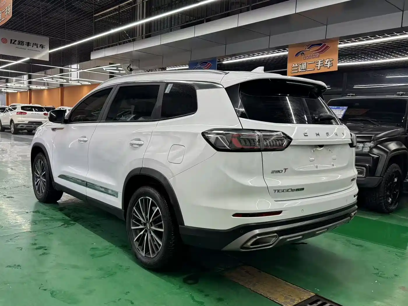 Chery Tiggo 8 PLUS 2024 2024 Champion Edition 290TGDI DCT Haoqing Version (5-seater)