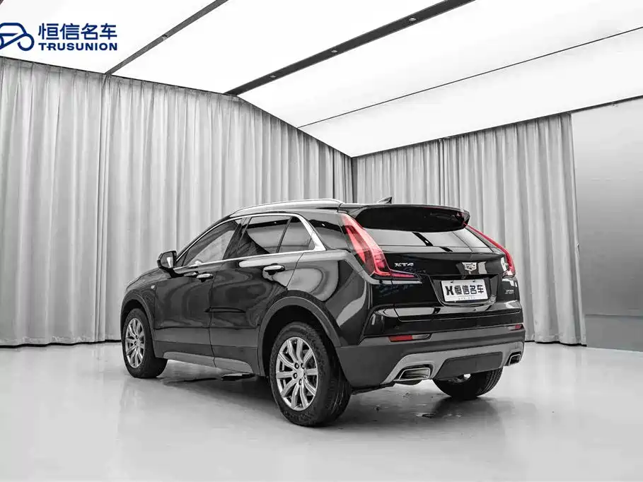 Cadillac XT4 2021 28T FWD Premium Edition фото 7