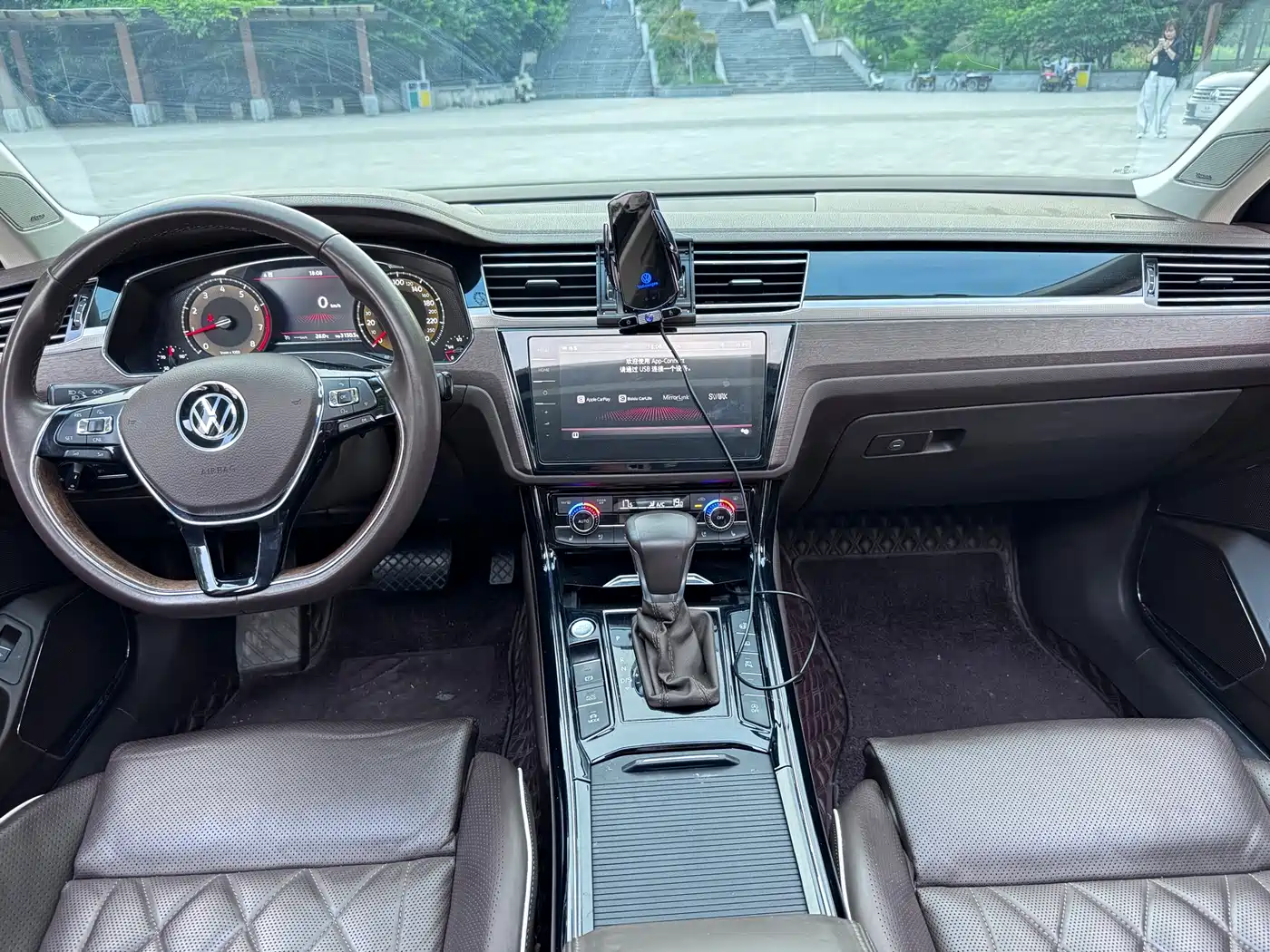 Volkswagen Phideon 2021 380TSI Premium Edition фото 9
