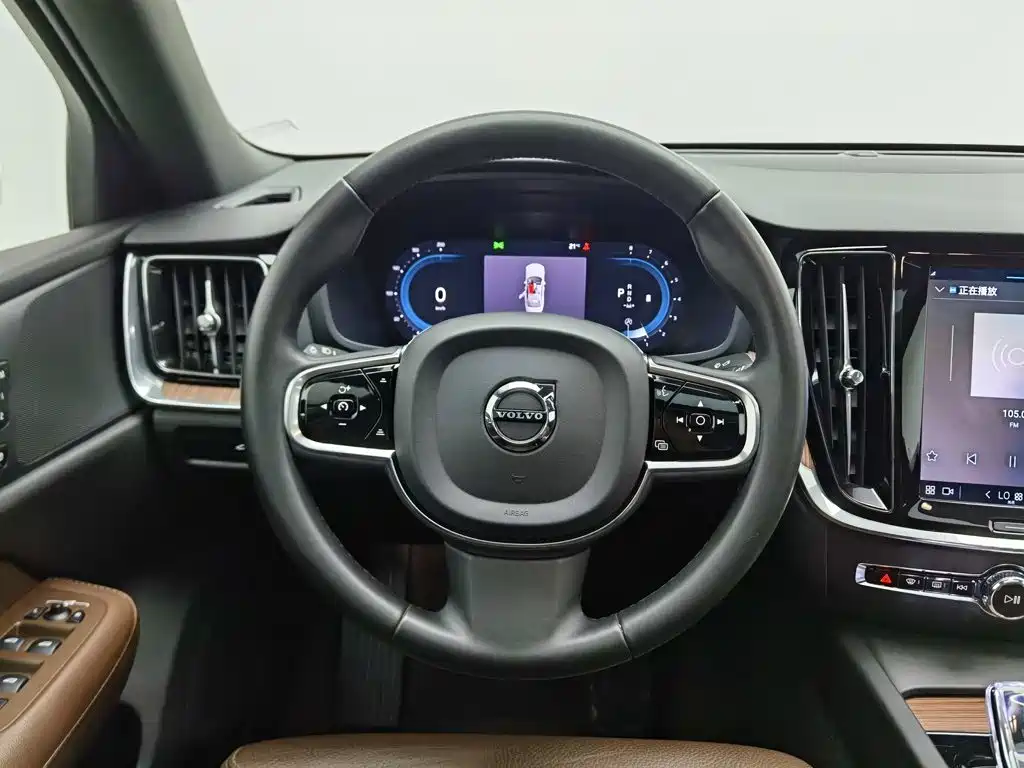 Volvo S60 2024 2024 B4 Inscription Luxury Edition