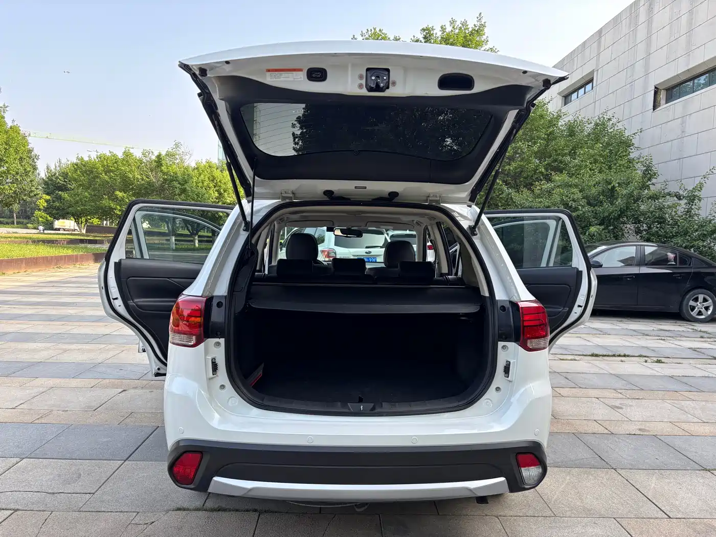 Mitsubishi Outlander 2016 2.4L 4WD Elite Edition 5-seater фото 24