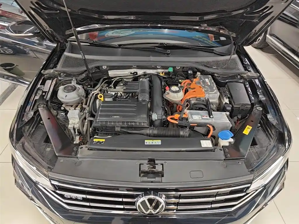 Volkswagen Magotan GTE Plug-in Hybrid 2022 GTE Luxury фото 20