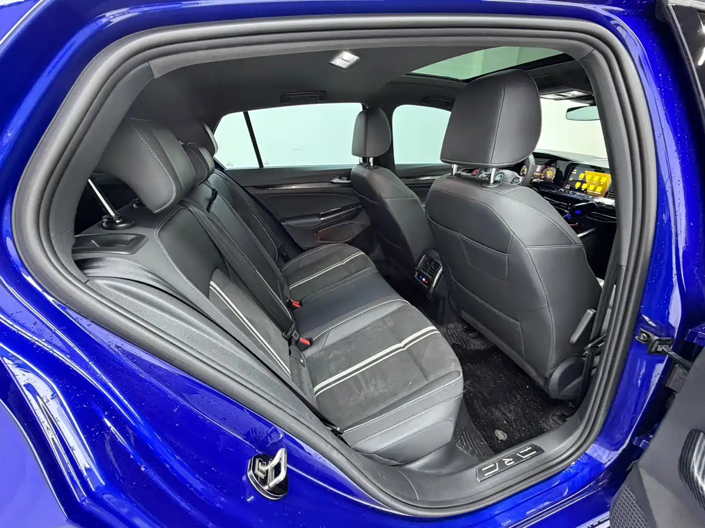 Volkswagen Golf 2021 280TSI DSG R-Line фото 16
