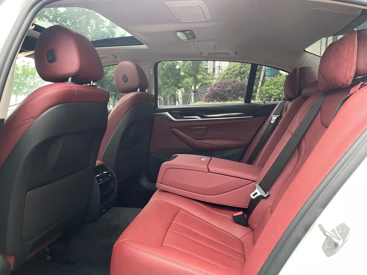 BMW 5 Series 2018 528Li Launch Special Edition фото 6