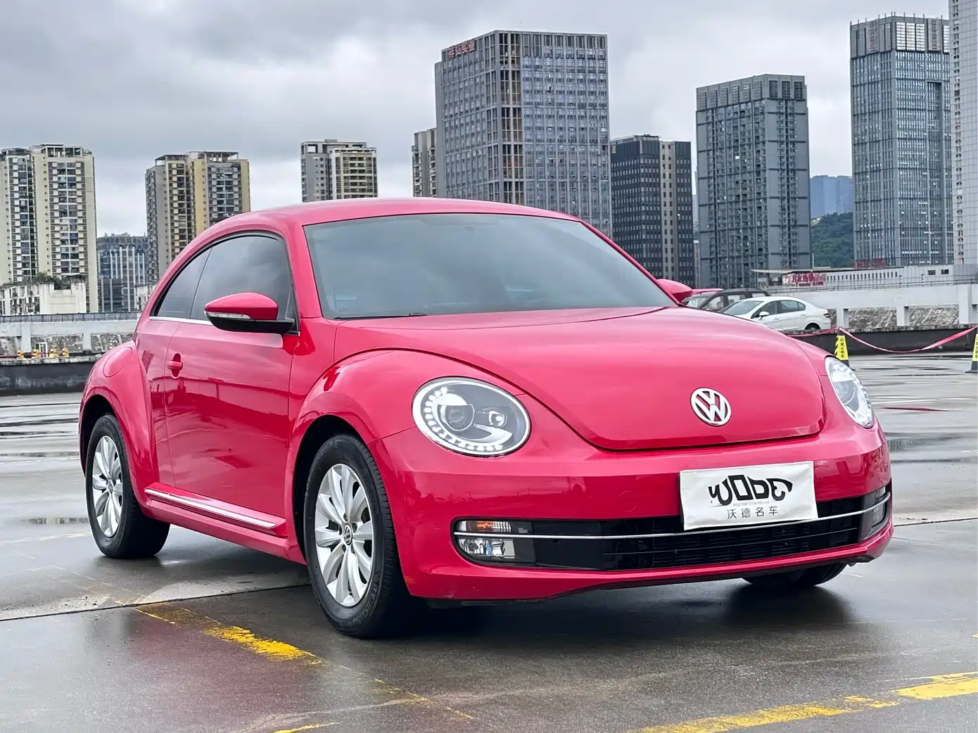 Volkswagen Beetle 2014 1.2TSI Fashion Edition фото 2