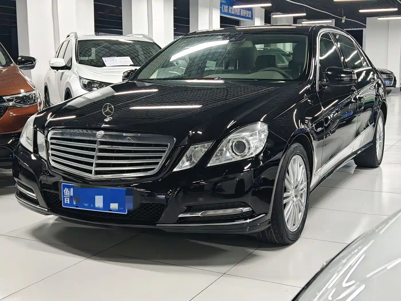 Mercedes-Benz E-Class 2011 E 200 L CGI Elegance
