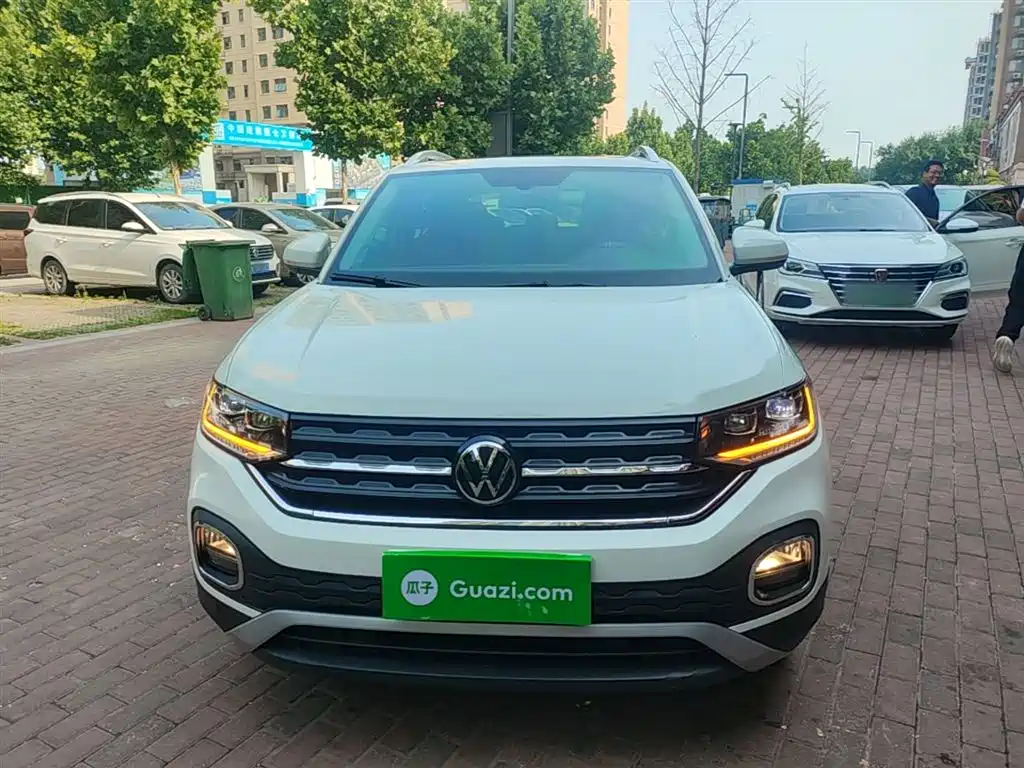 Volkswagen Tanying 2021 1.5L Automatic Smart Connect Edition фото 3