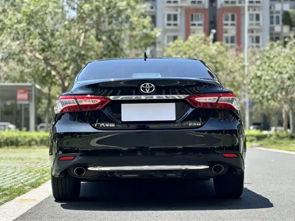Toyota Camry 2021 2.5G Luxury Edition фото 8