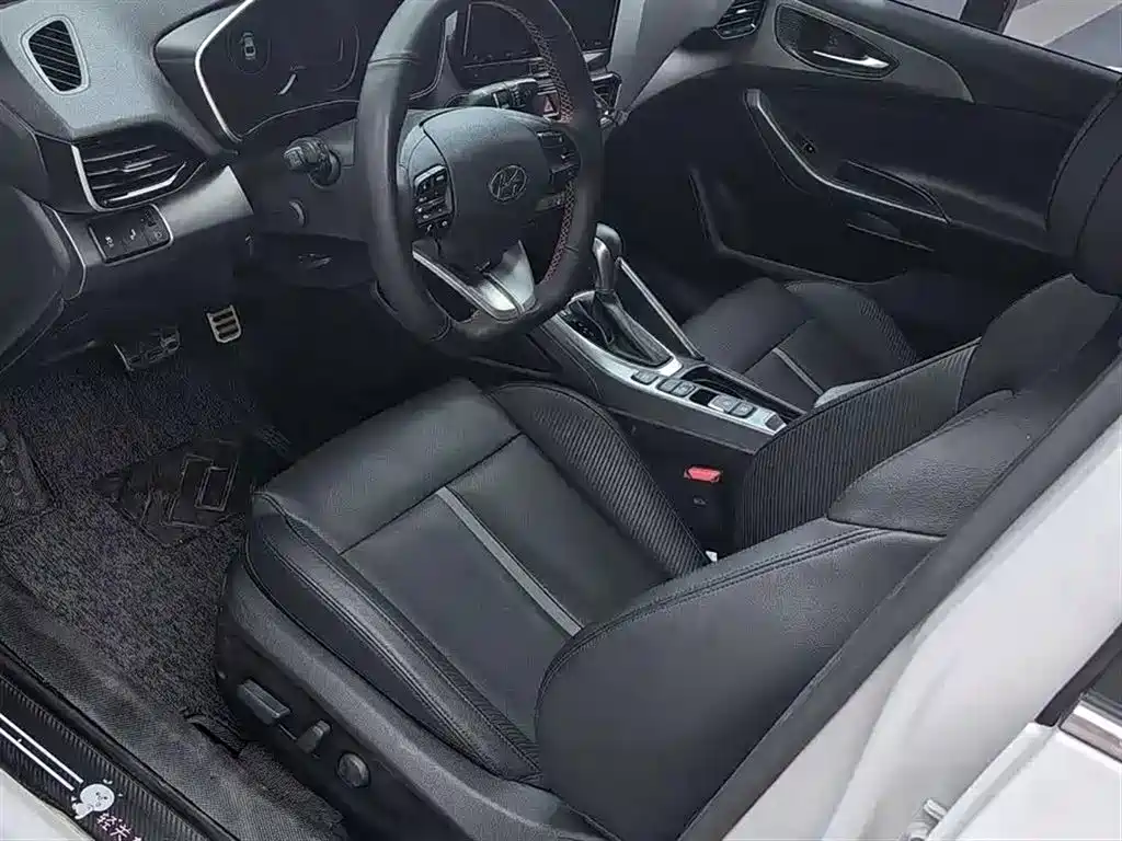 Hyundai Fista 2019 280TGDi Smart Speed Edition China VI фото 4