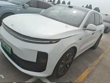 Li Auto L6