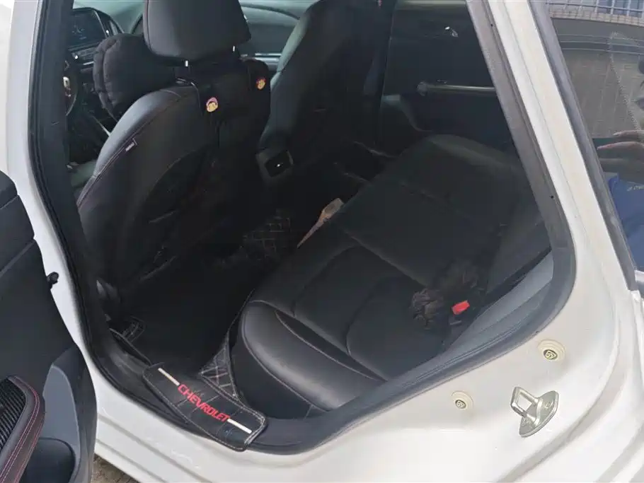 Chevrolet Monza 2022 Mild Hybrid RS 330T Automatic Comfort Edition фото 11