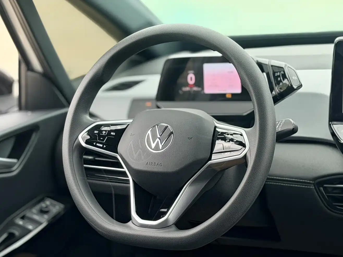 Volkswagen ID.3 2024 Pure Smart Edition фото 12