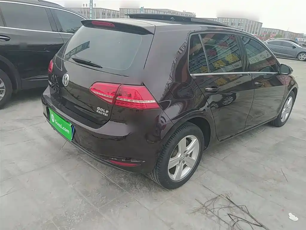 Volkswagen Golf 2016 230TSI Automatic Comfort фото 7