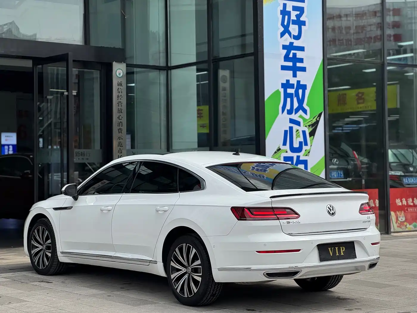 Volkswagen FAW-Volkswagen CC 2019 330TSI Charm Edition China VI фото 21