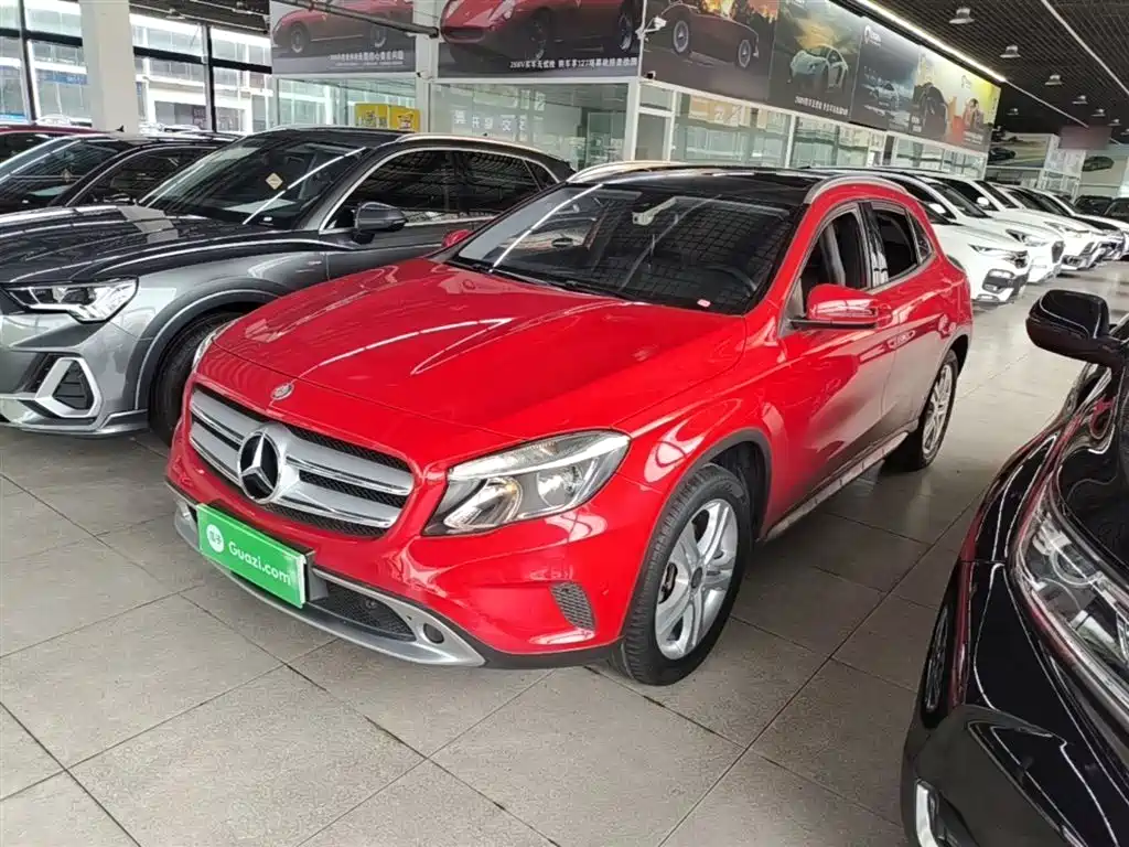 Mercedes-Benz GLA 2016 GLA 200 Dynamic