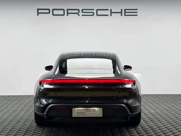 Porsche Taycan 2022 Facelift Taycan фото 5