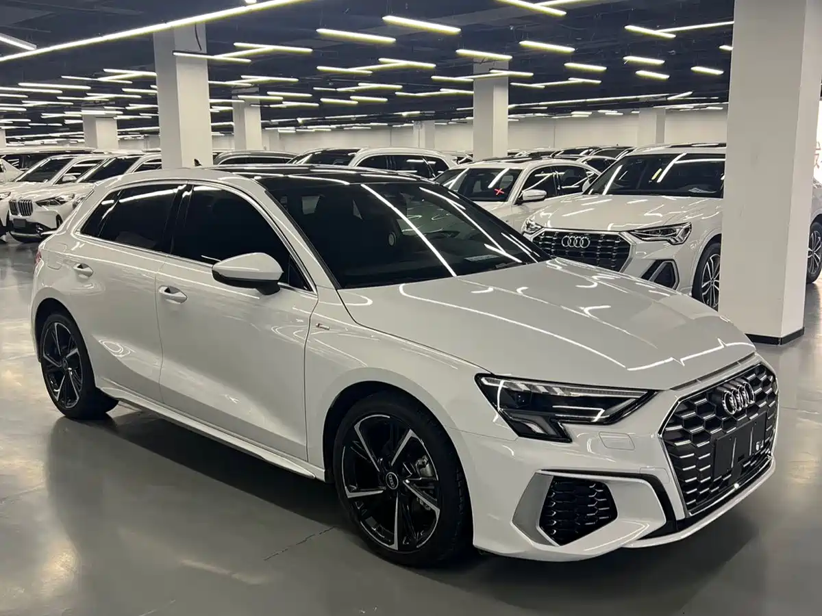Audi A3 2022 Sportback 35 TFSI Style Sport фото 3