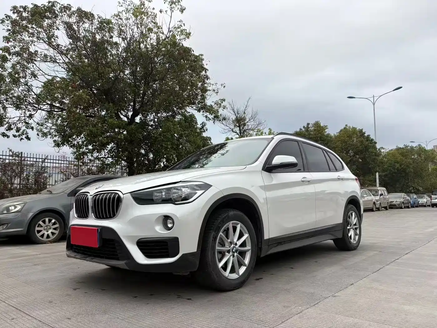 BMW X1 2019 sDrive18Li Fashion Model фото 3