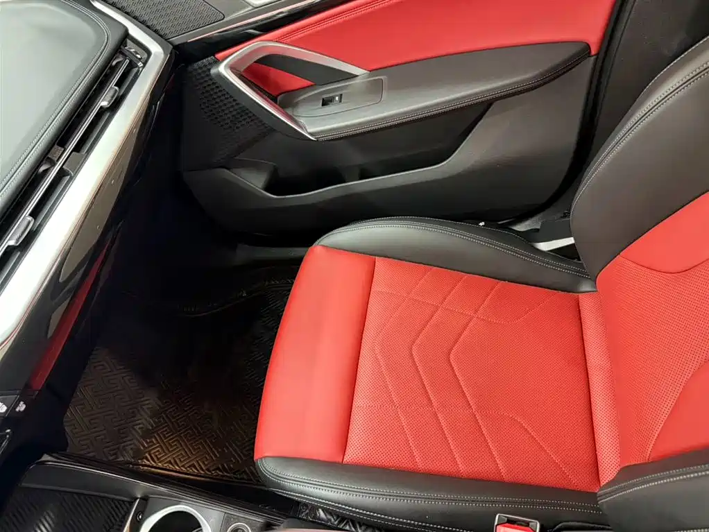 BMW X1 2023 sDrive20Li X Design Package фото 13