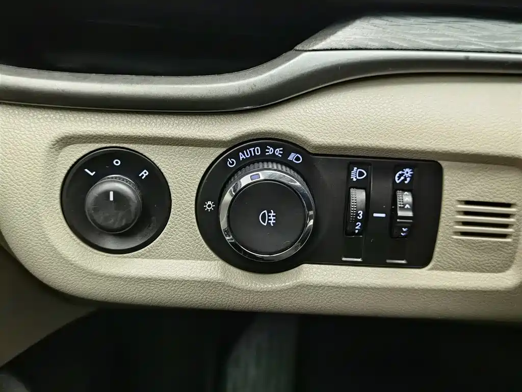 Buick Excelle GT 2018 15T Dual Clutch Elite фото 21