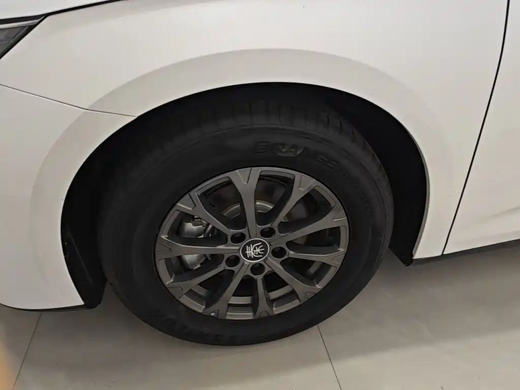 BYD Qin L 2026 2026 DM-i 128KM Progressive