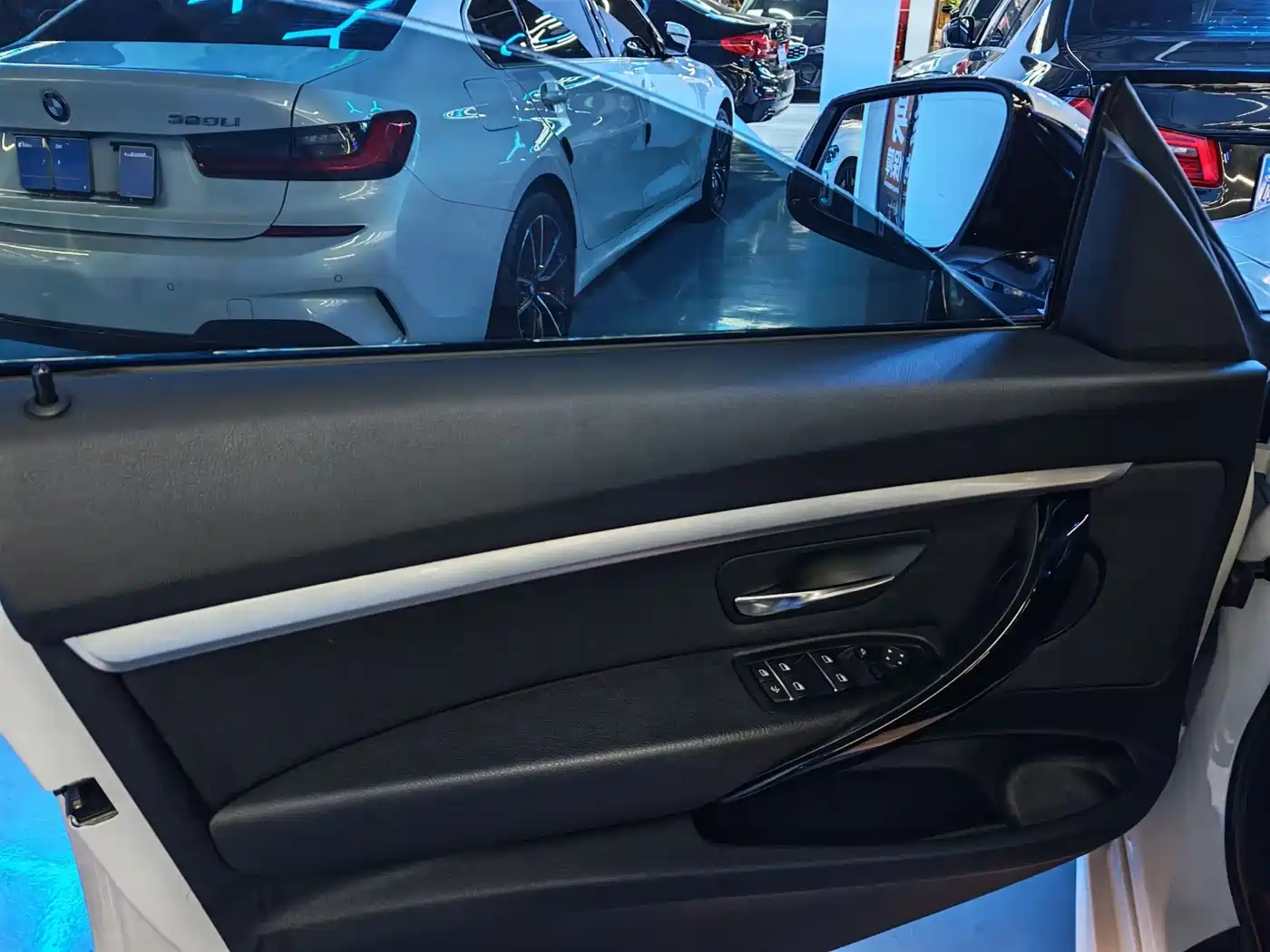 BMW 3 Series GT 2019 320i M Sport Package фото 5