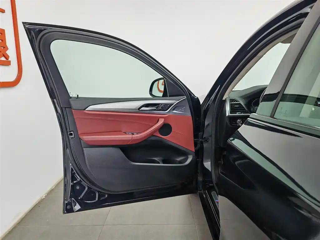 BMW X4 2021 xDrive 25i M Sport Package фото 8