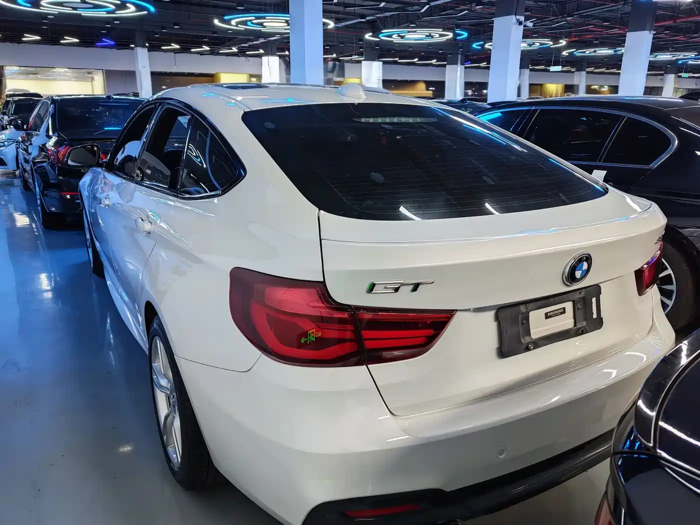 BMW 3 Series GT 2019 320i M Sport Package фото 21