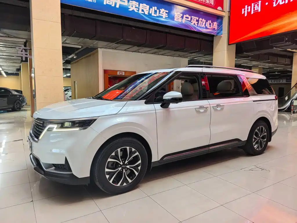 Kia Carnival 2022 2021 2.0T Flagship Edition