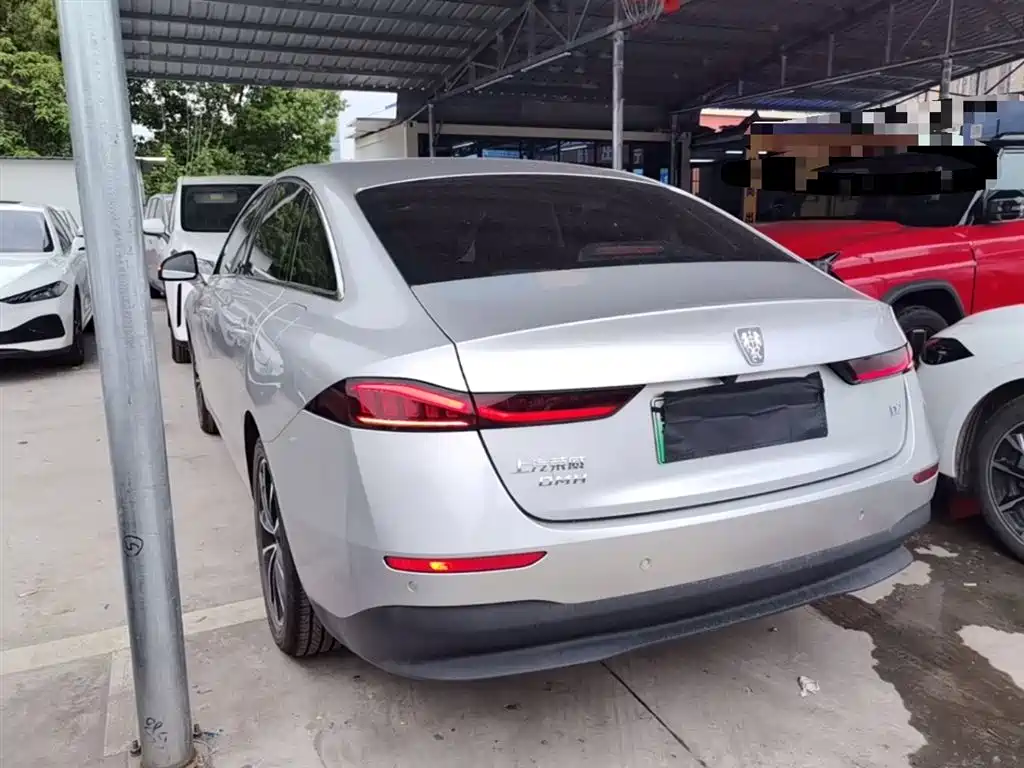 Roewe D7 2025 2025 DMH 125km World Champion Edition