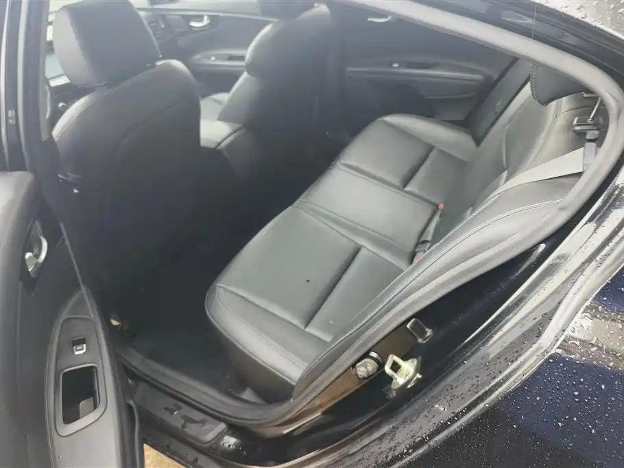 Kia K4 2014 1.8L Automatic GLS фото 11
