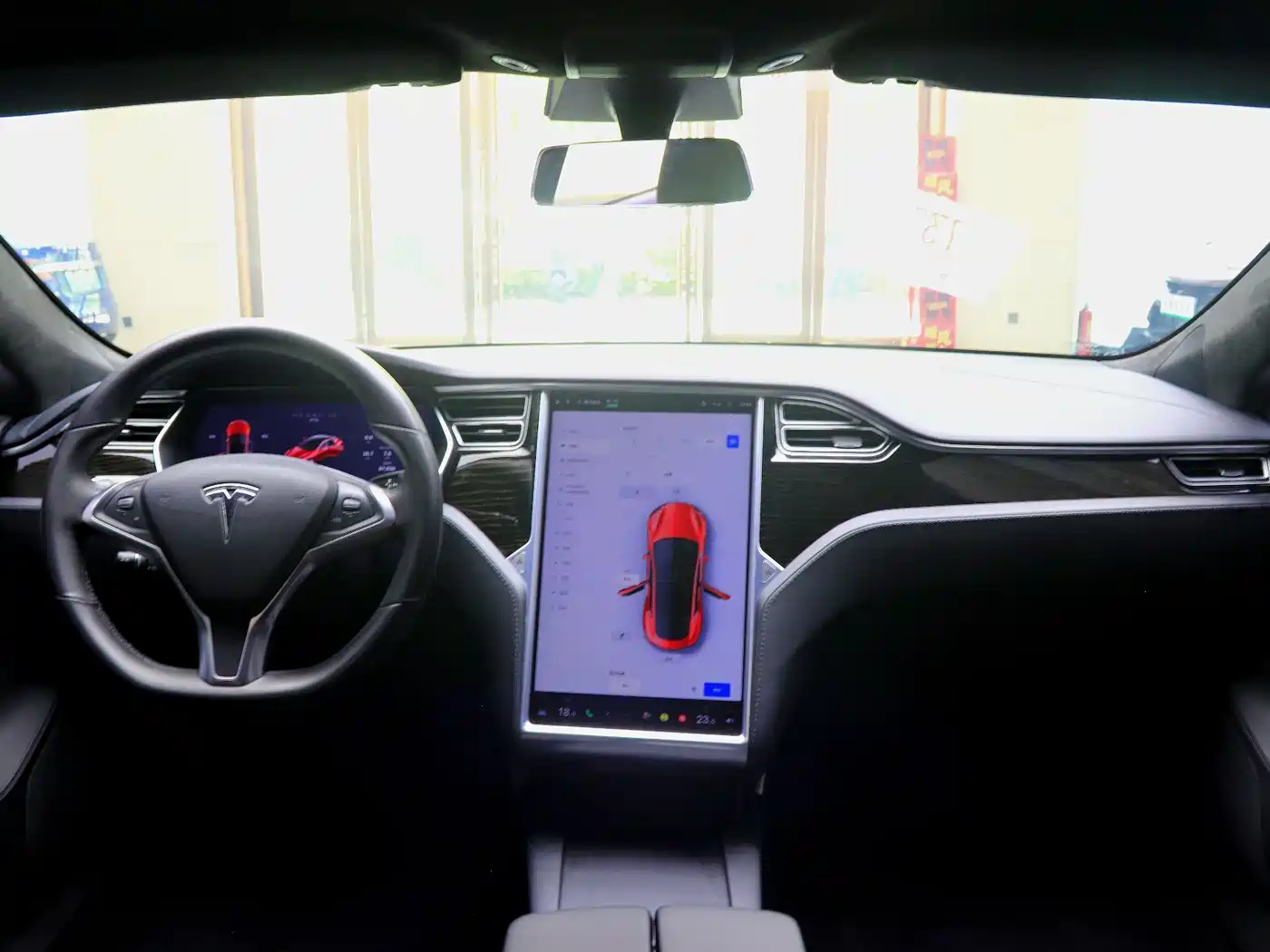 TESLA MODEL S