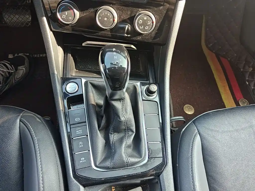 Volkswagen Sagitar 2019 200TSI DSG Comfort Edition China VI фото 21