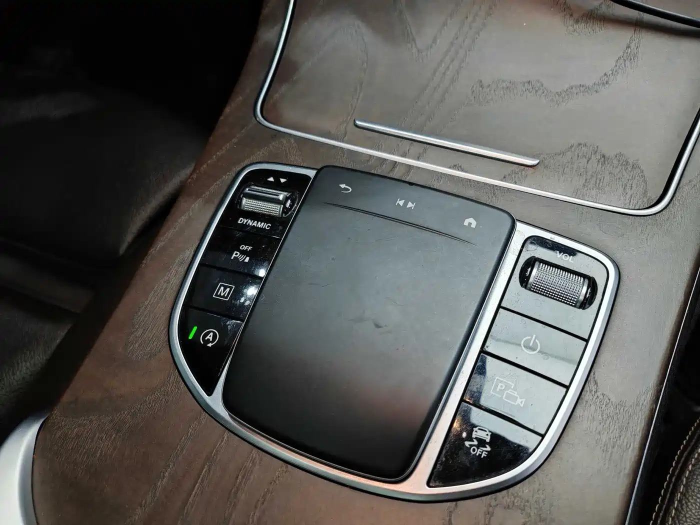 Mercedes-Benz GLC 2020 Facelift GLC 260 L 4MATIC Luxury фото 17