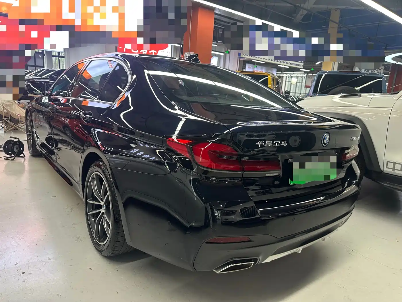 BMW 5 Series New Energy 2022 Facelift 535Le M Sport Package фото 6
