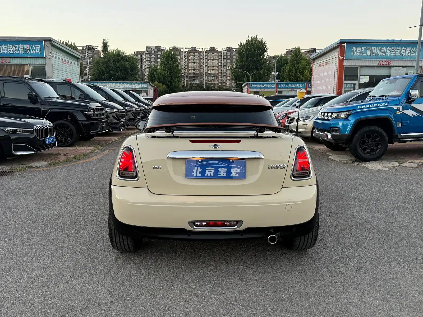 Фото 11 - MINI COUPE