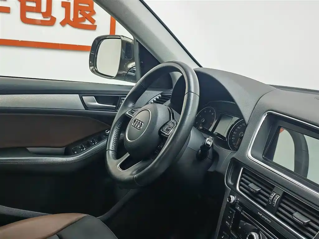 Audi Q5 2017 Plus 40 TFSI Technology фото 22