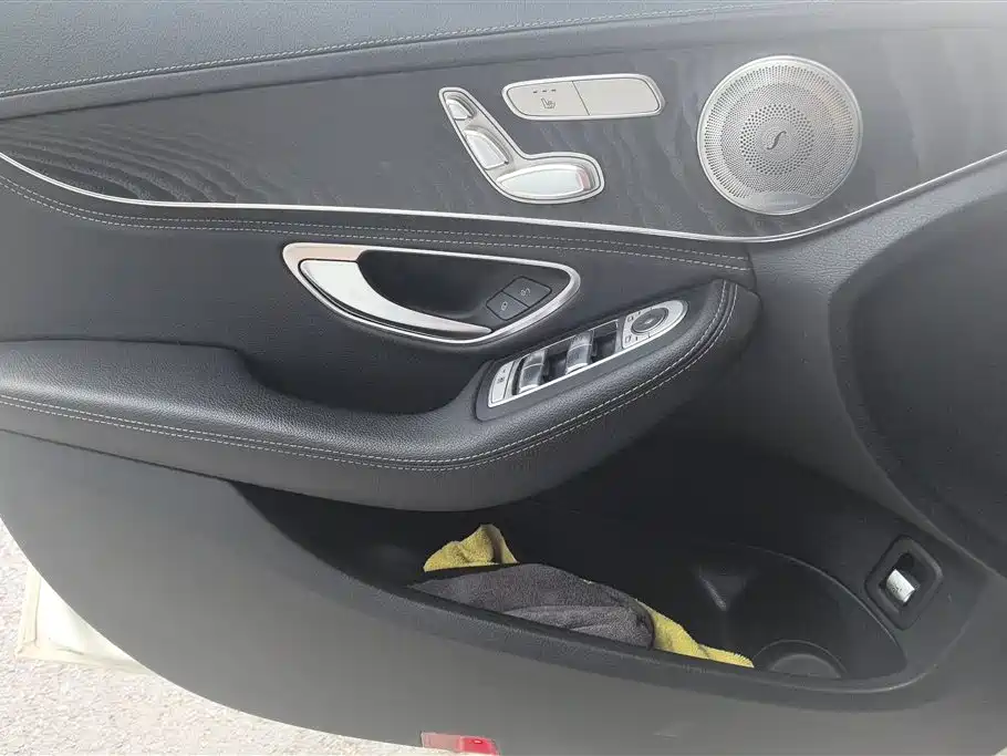 Mercedes-Benz C-Class 2015 C 200 L Sport фото 7