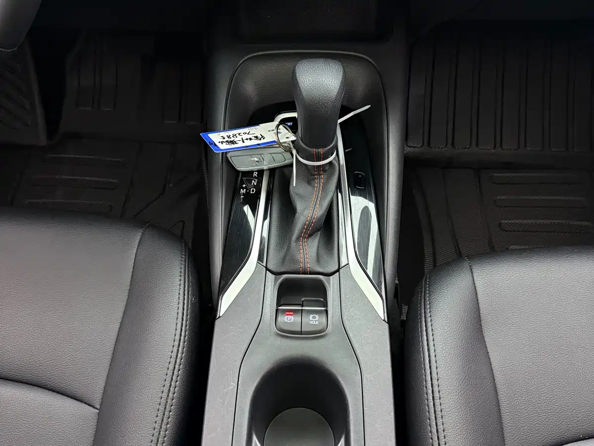Toyota Corolla 2021 1.2T S-CVT Elite PLUS Edition фото 15