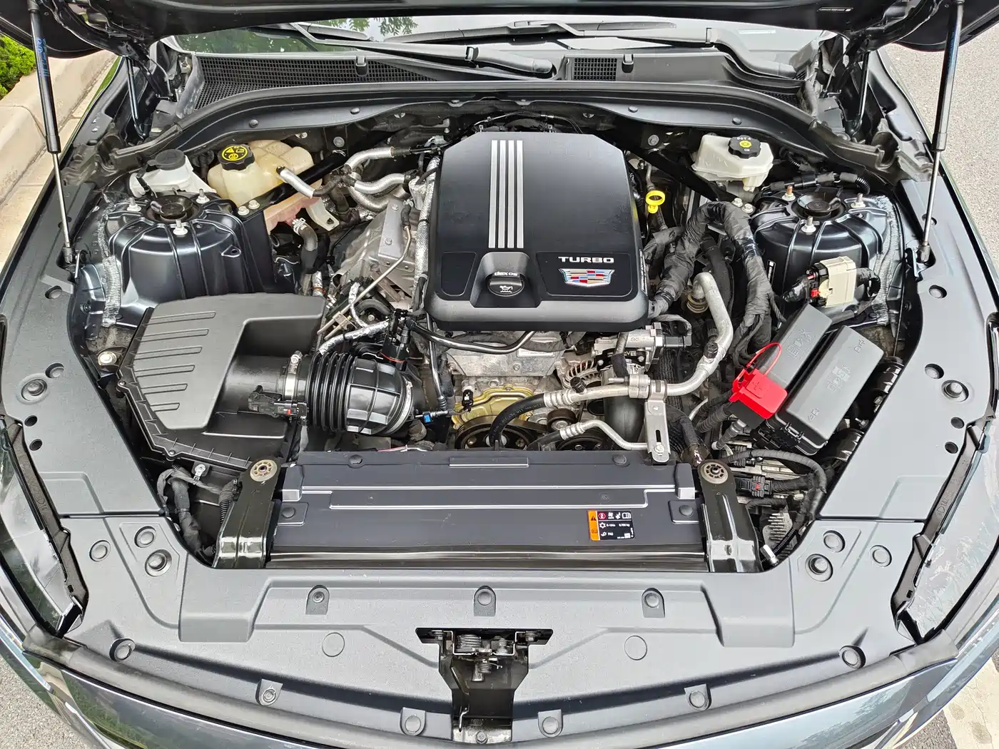 CADILLAC CT5